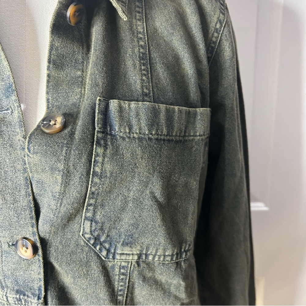 Joan Rivers Denim Shirt Jacket with Seaming Details (Size XS) - Picture 4 of 9